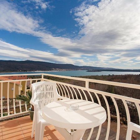 Stunning Apartment In Kornic With House Sea View 外观 照片