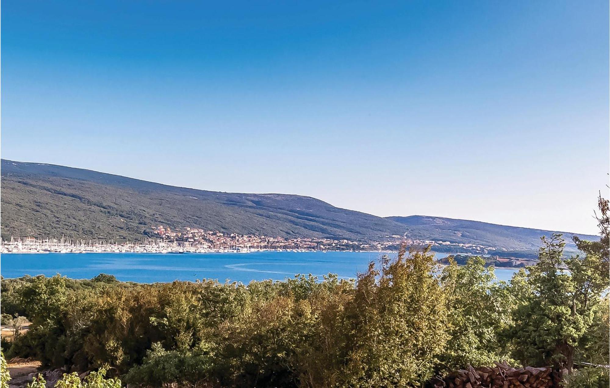 Stunning Apartment In Kornic With House Sea View 外观 照片